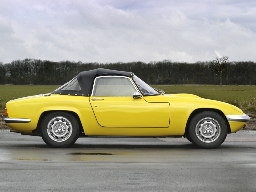 The Lotus Elan was one of Chapmans best known cars.